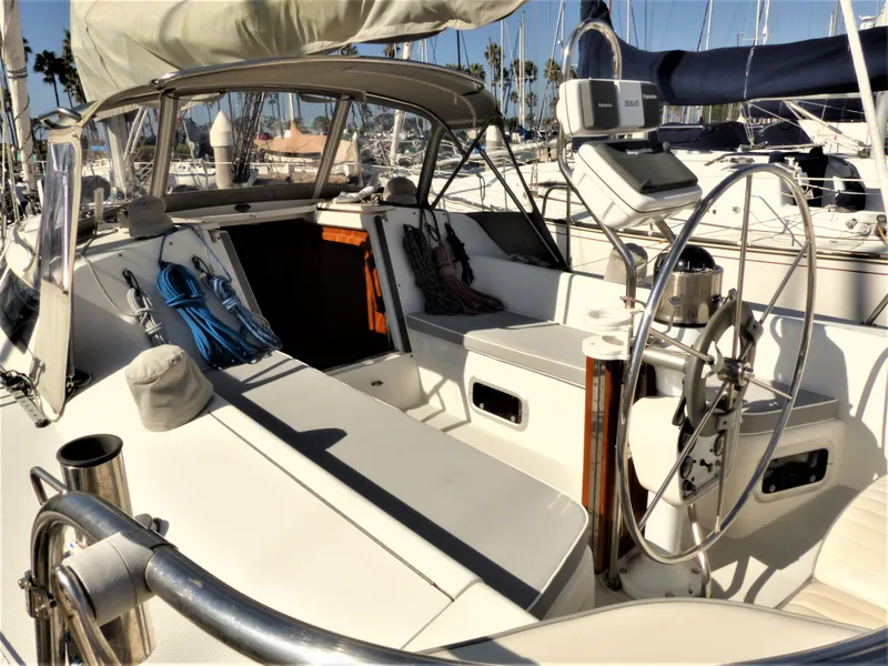1994 Catalina 320
