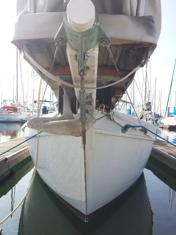 1985 Pacific Seacraft 27 Orion Mark II, Cutter