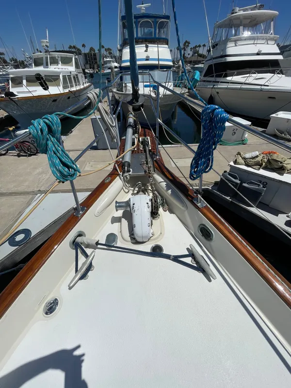 1987 Irwin 43 MK III Center Cockpit