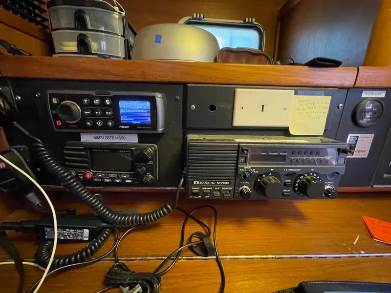 1987 Irwin 43 MK III Center Cockpit