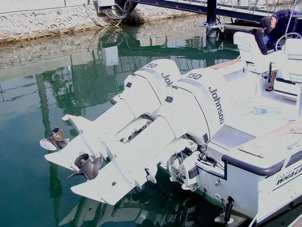 1996 Boston Whaler OUTRAGE