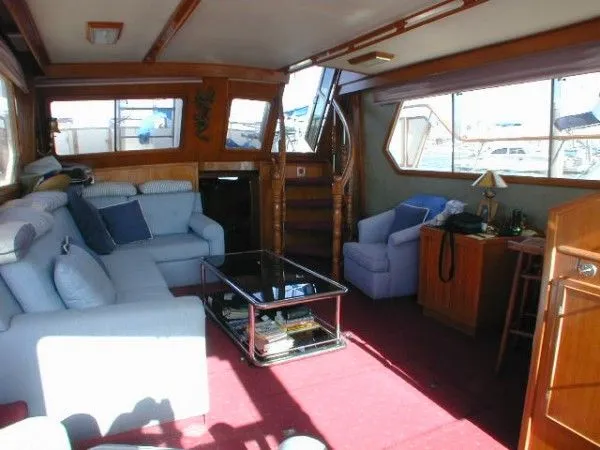1984 Spindrift Sundeck Motoryacht