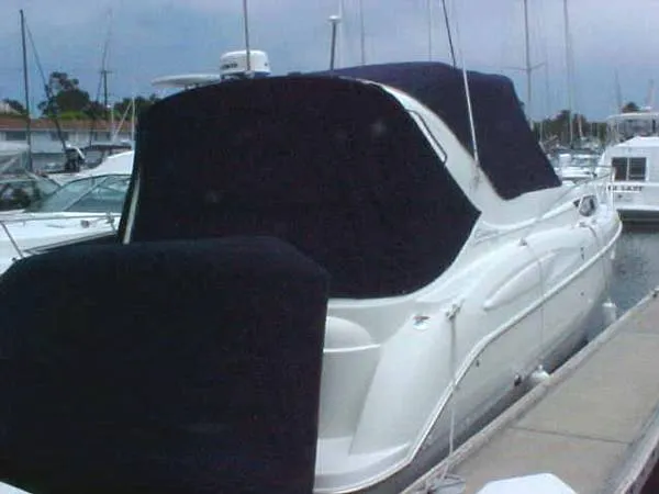 2000 Bayliner 3055