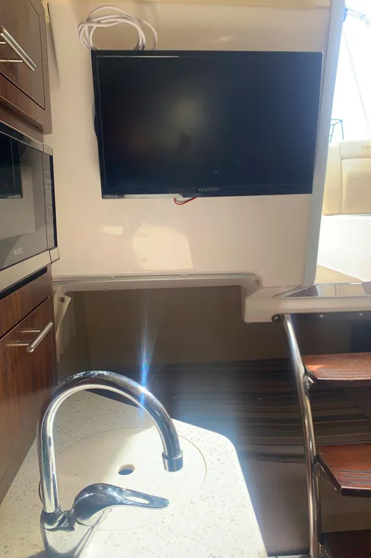 2018 Regal 28 Express