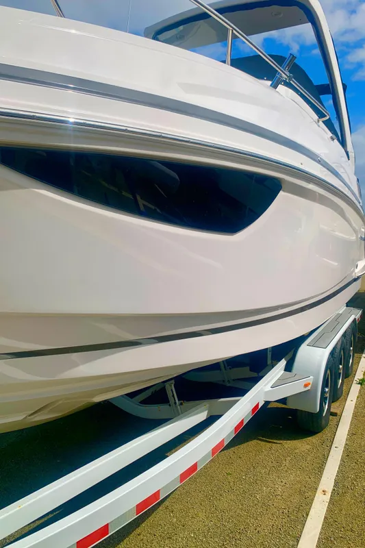 2018 Regal 28 Express