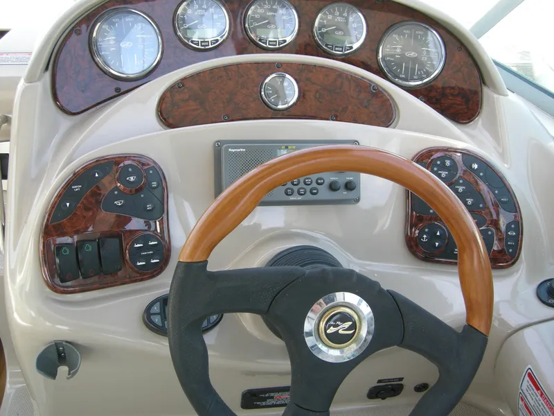 2004 Sea Ray Sundancer 280