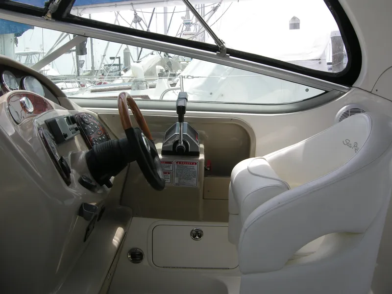 2004 Sea Ray Sundancer 280