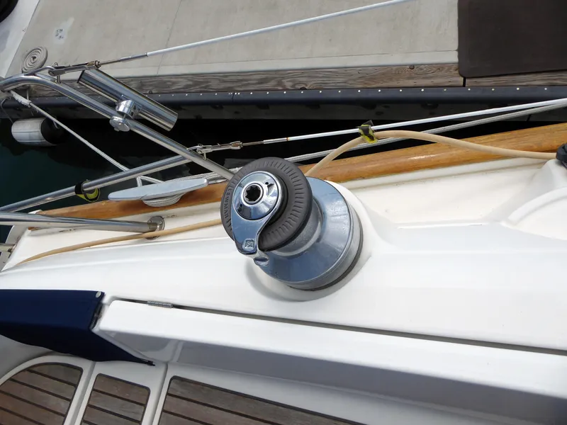 Winch (electric)