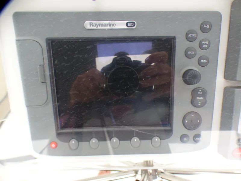 2006 Beneteau 393