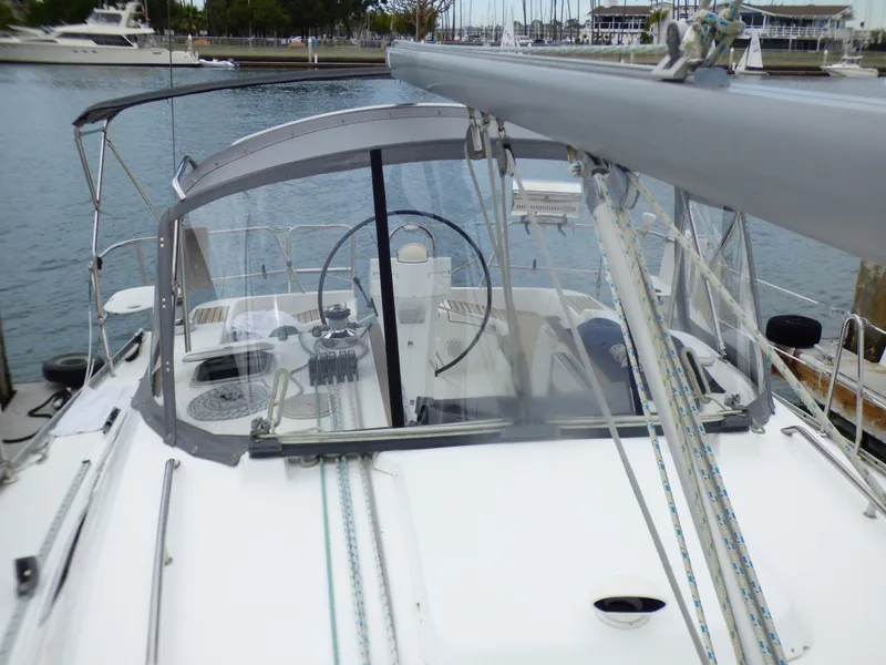 2006 Beneteau 393