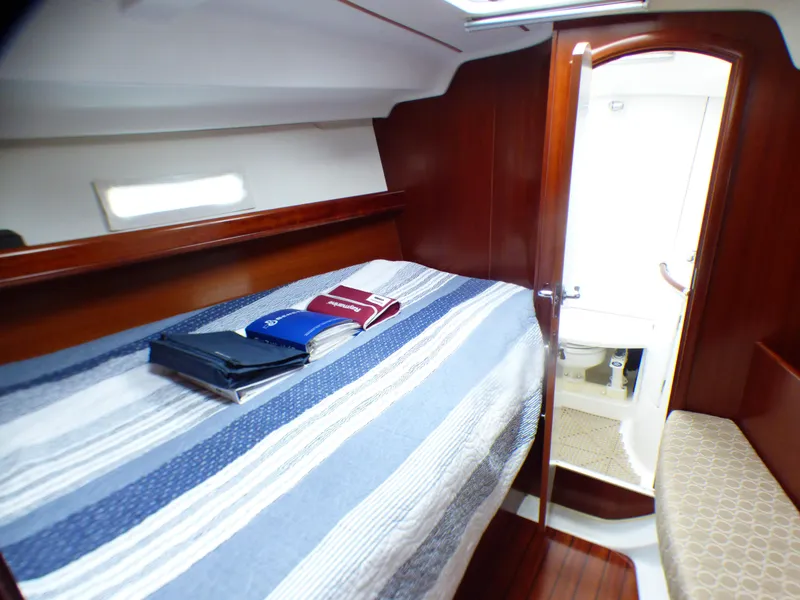 2006 Beneteau 393