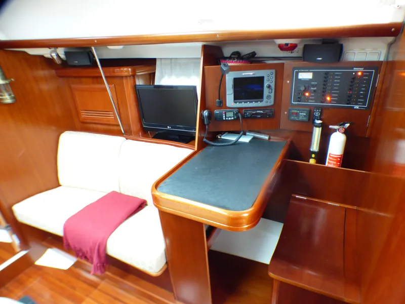 2006 Beneteau 393