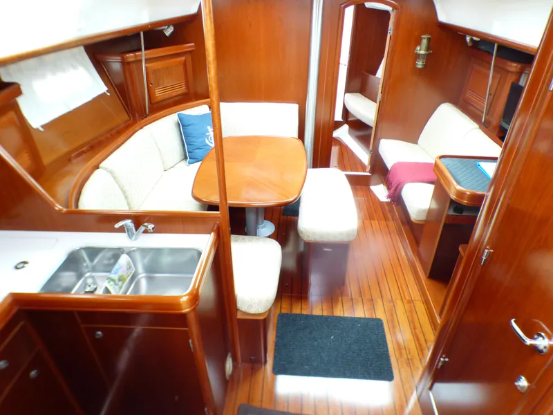 2006 Beneteau 393