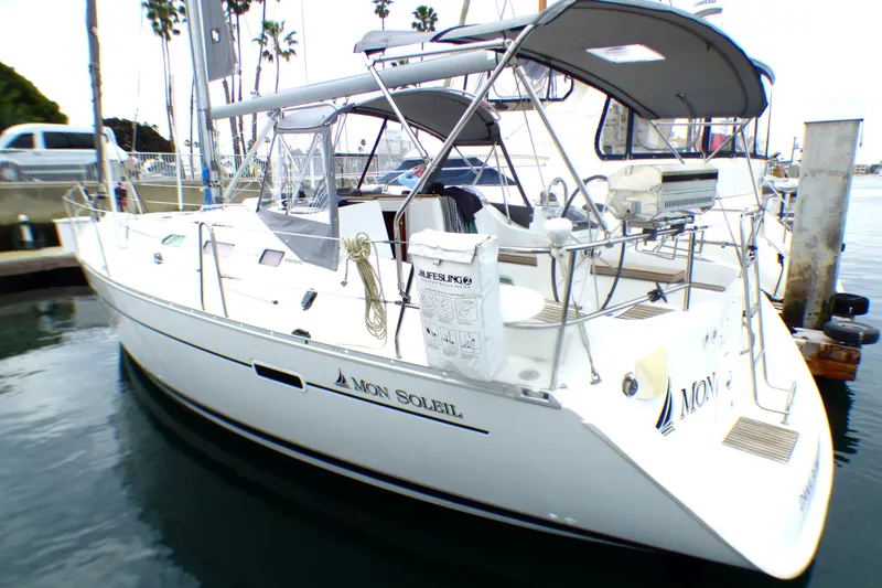 2006 Beneteau 393