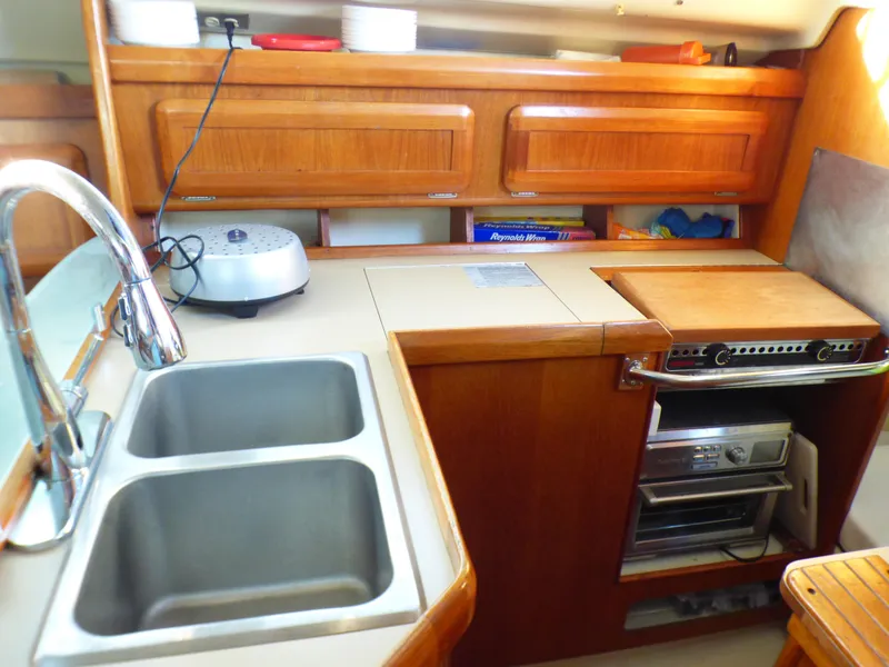 1991 Hunter 30T