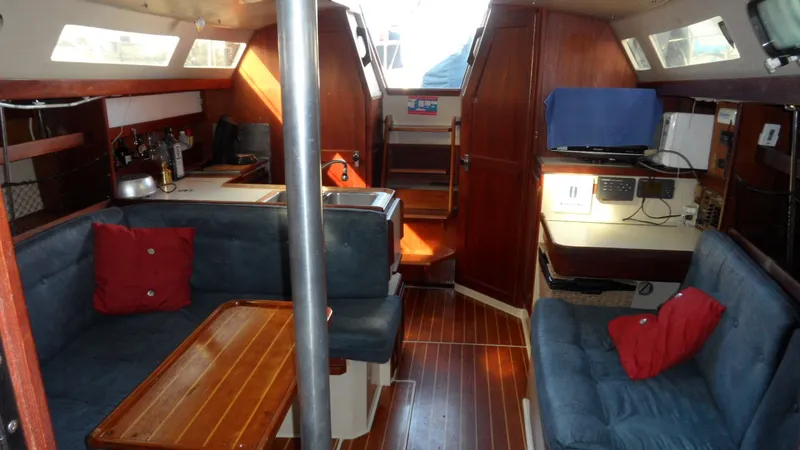 1986 Catalina 34