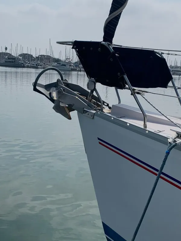 2004 Catalina 470