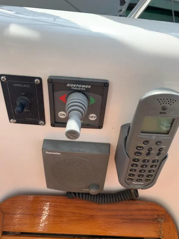 2004 Catalina 470