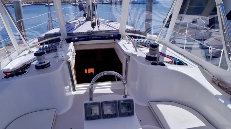 2004 Catalina 470