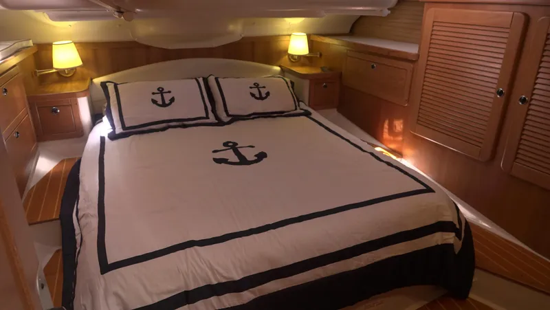 2004 Catalina 470