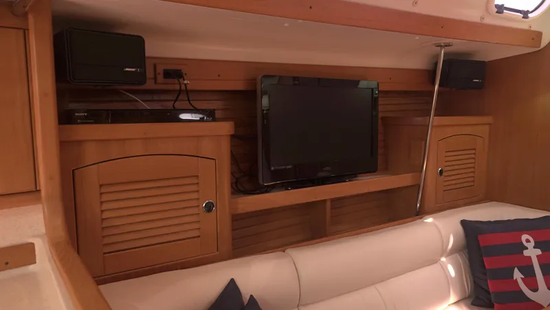 2004 Catalina 470