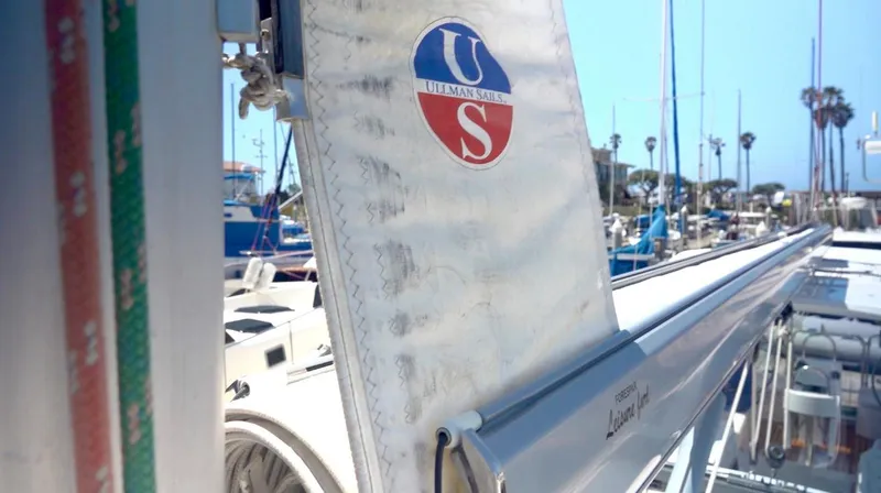 2004 Catalina 470