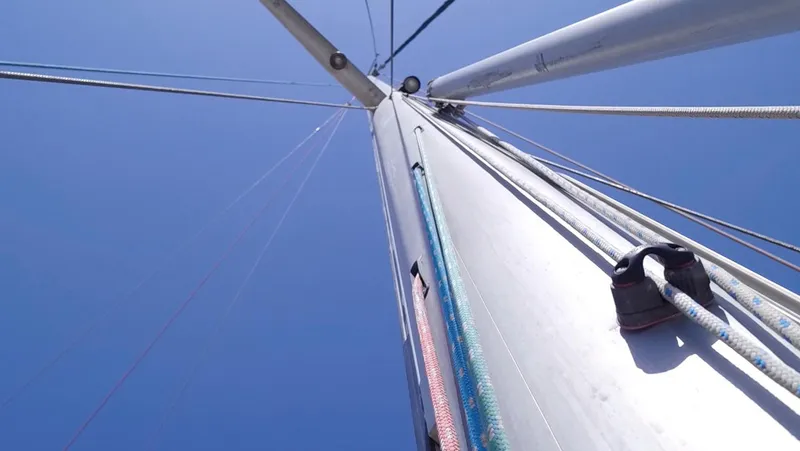 2004 Catalina 470