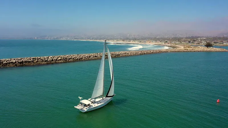 2004 Catalina 470