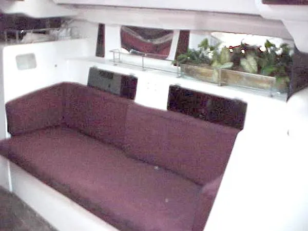 settee
