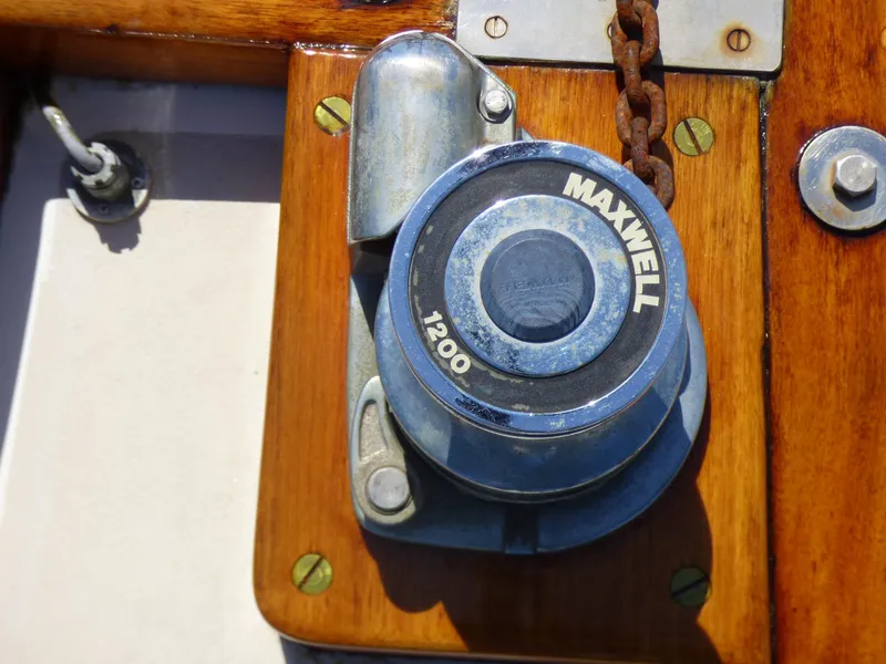 Maxwell windlass 1200