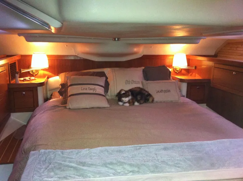 2006 Catalina 470