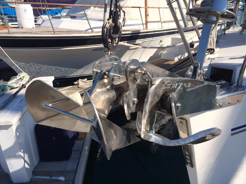 2006 Catalina 470