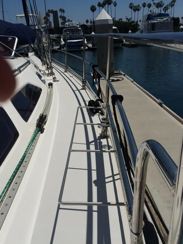 2006 Catalina 470