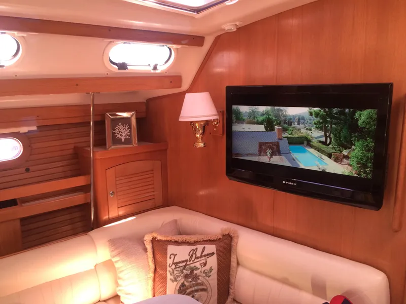 2006 Catalina 470