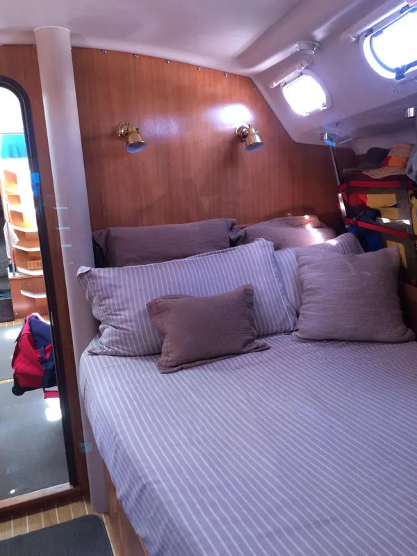 2006 Catalina 470