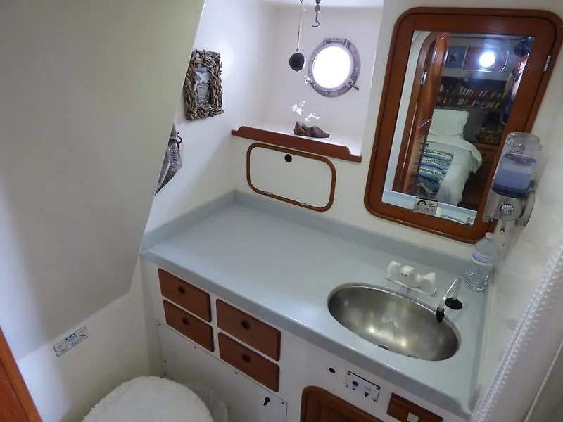 1989 Nordhavn 46