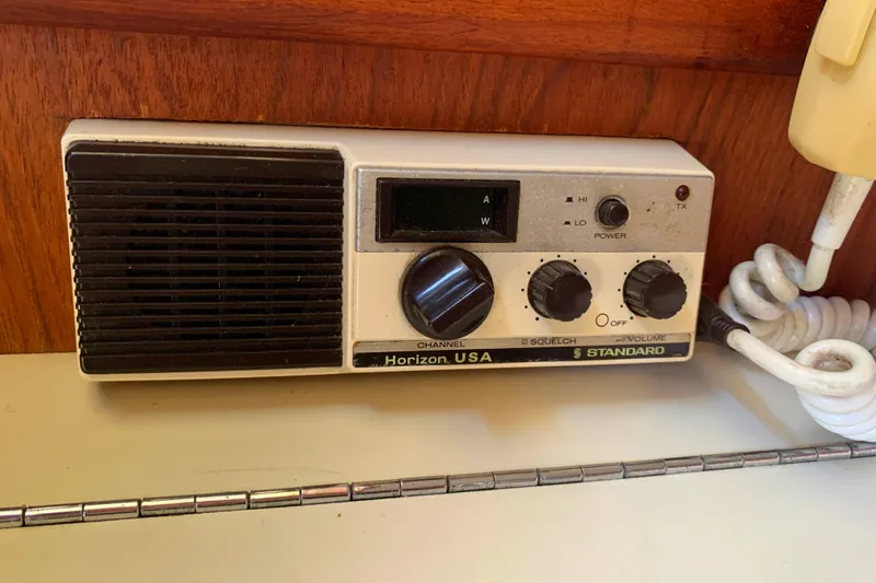 1984 Ericson 30 Plus