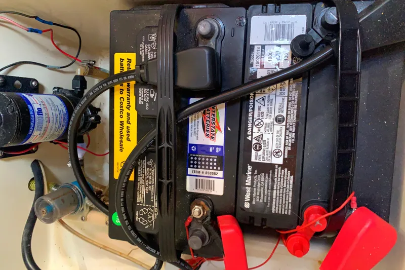 1984 Ericson 30 Plus