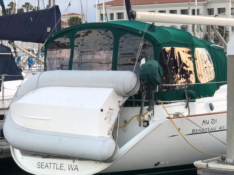 Dinghy on davits