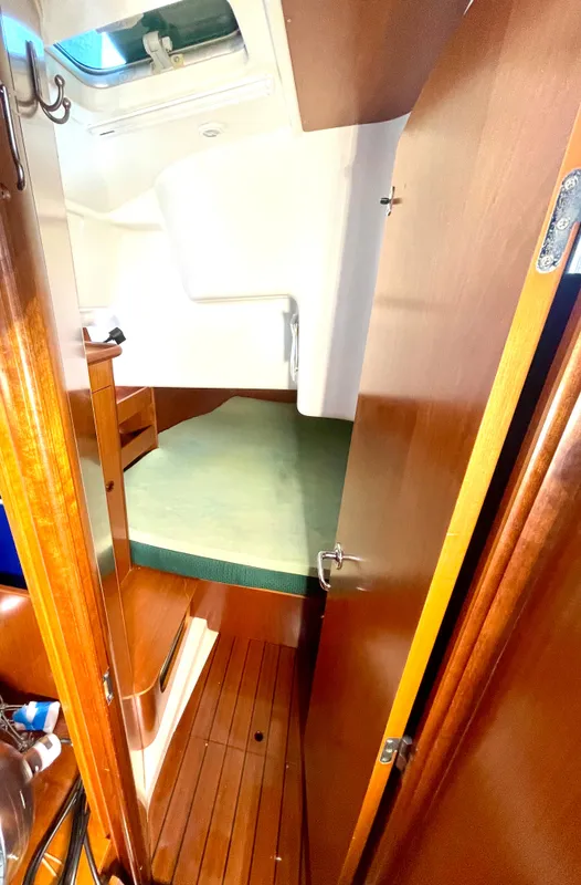 Aft starboard quarter berth