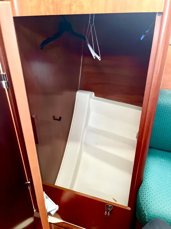Hanging locker
