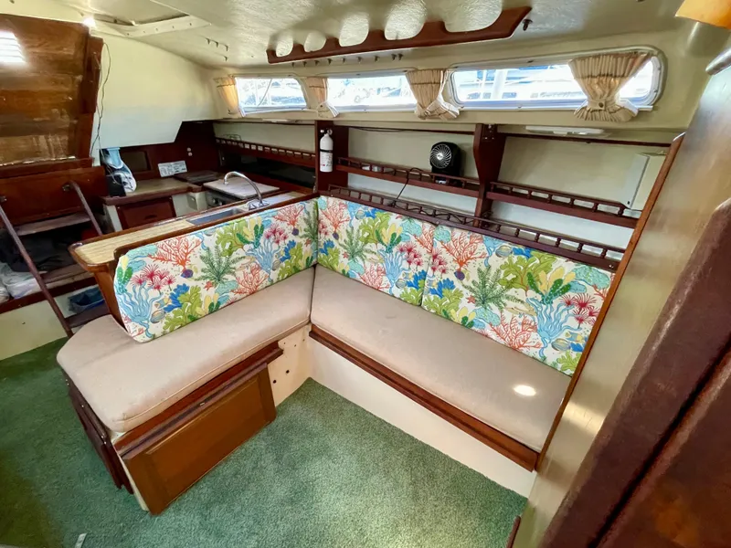 Port Settee