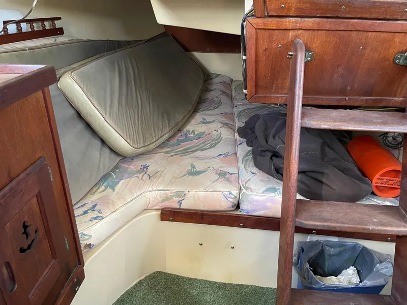 Berth Under Cockpit