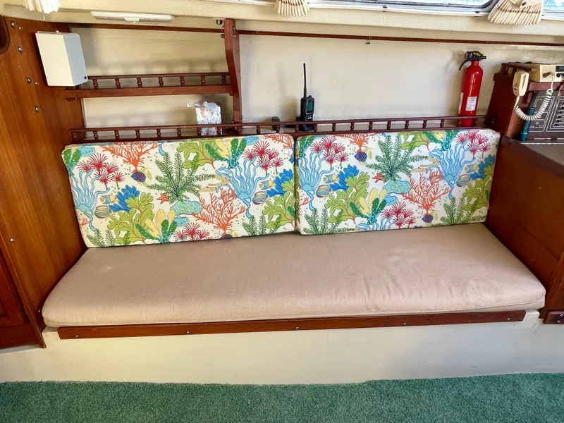 Port Settee
